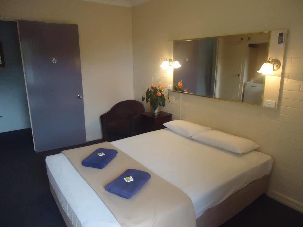 Kingsford Riverside Inn Brisbane Extérieur photo