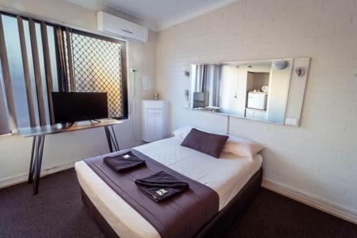 Kingsford Riverside Inn Brisbane Extérieur photo