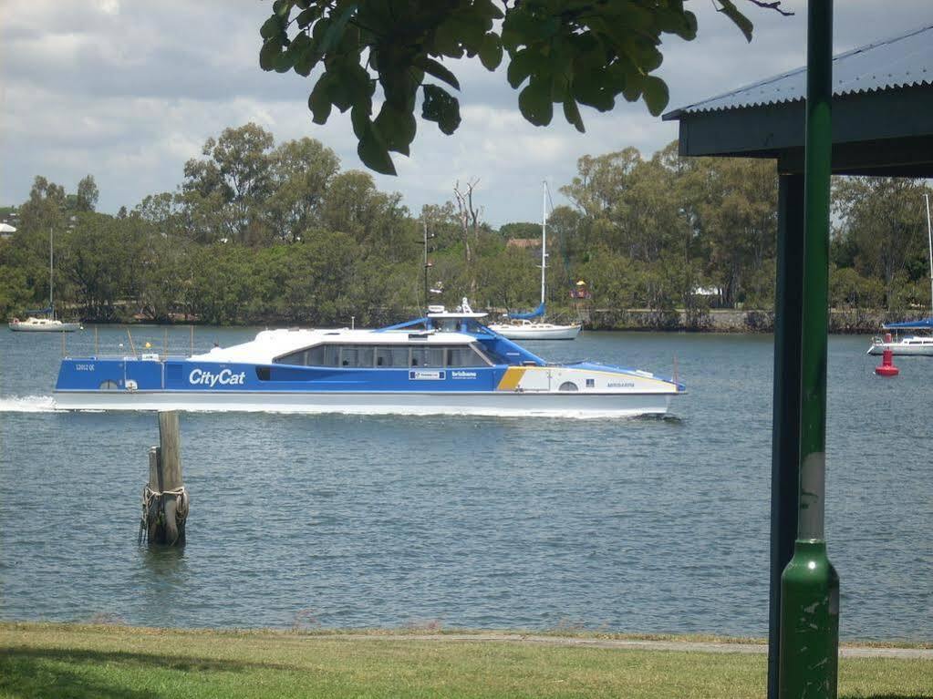 Kingsford Riverside Inn Brisbane Extérieur photo